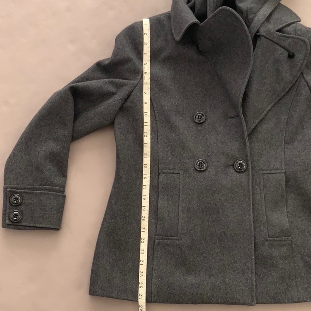 Wool coat - Picture 4 of 7